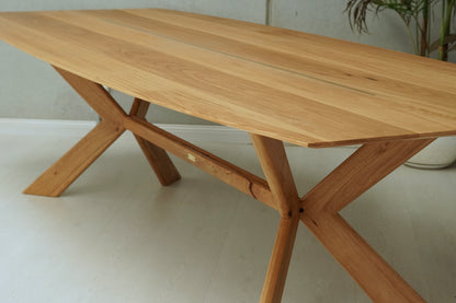 Maverick Dining Table