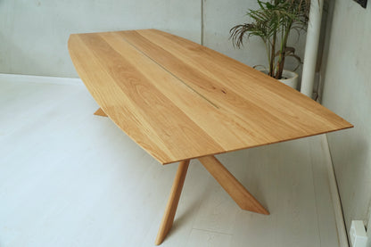 Maverick Dining Table