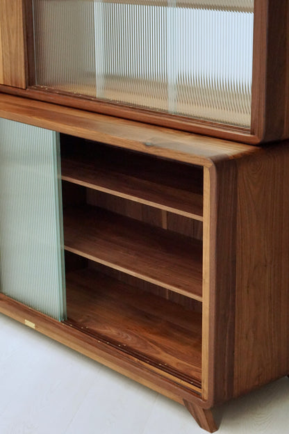 Taray Wine Cabinet