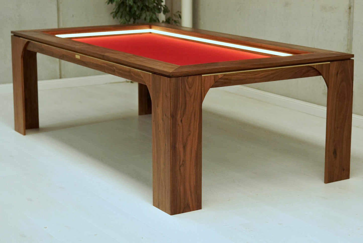 Lark Games Table