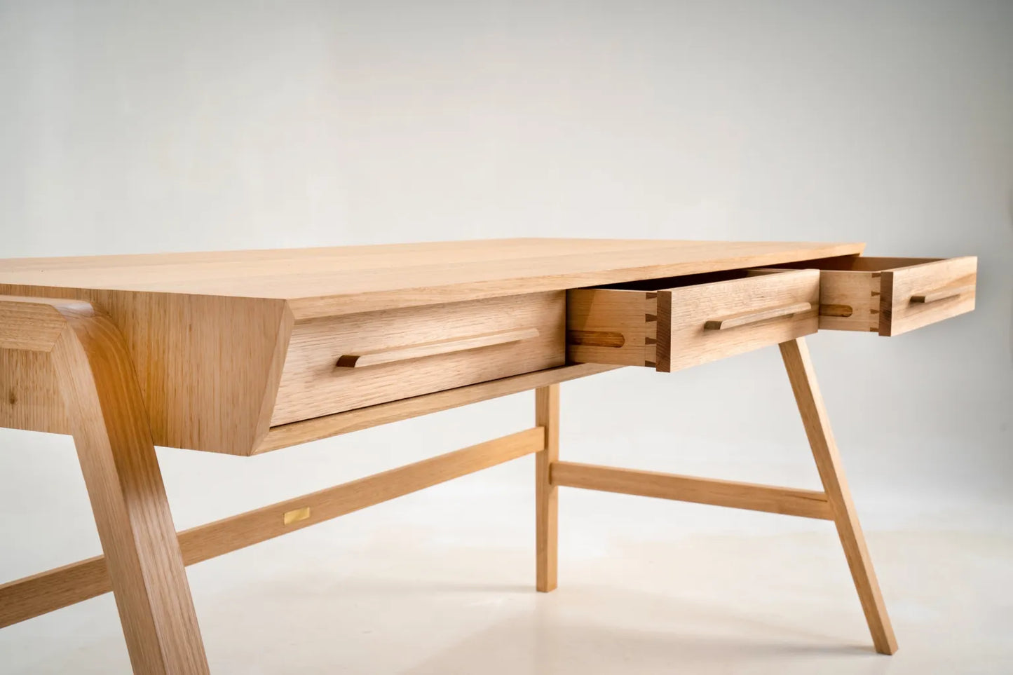 Symphony Desk